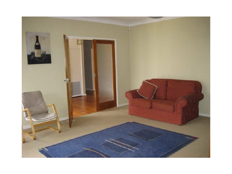 13 Albert Street, Queanbeyan NSW 2620