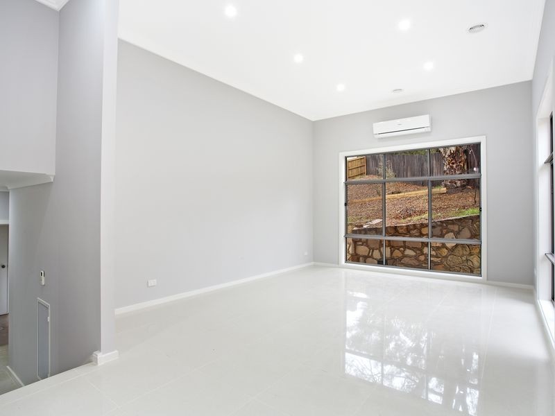 246 Bicentennial Drive, Jerrabomberra NSW 2619