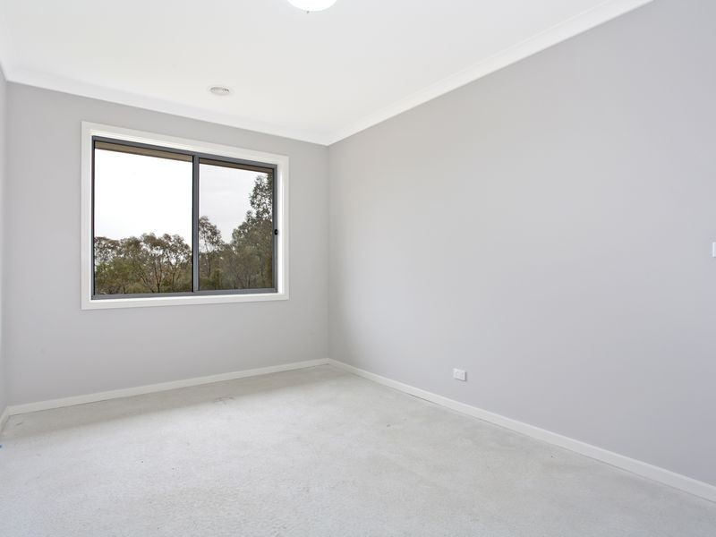 246 Bicentennial Drive, Jerrabomberra NSW 2619