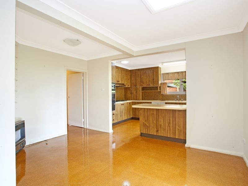 8 Caley Crescent, Narrabundah ACT 2604