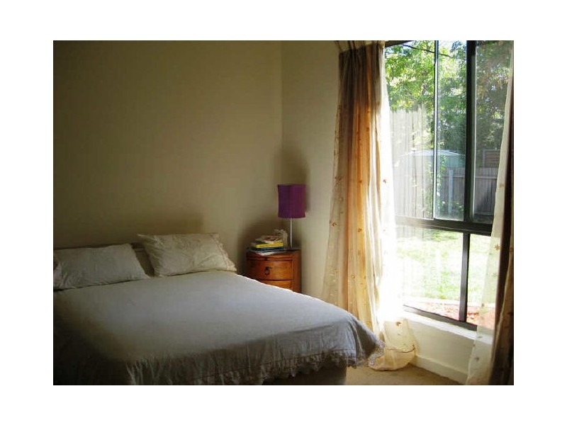 13 Newdegate Street, Deakin ACT 2600