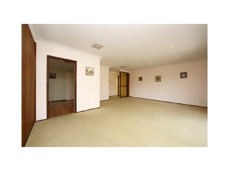 5 Ardlethan Street, Fisher ACT 2611