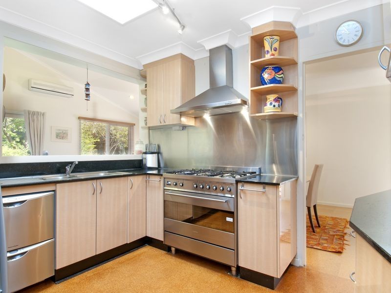 13 Sprent Street, Narrabundah ACT 2604