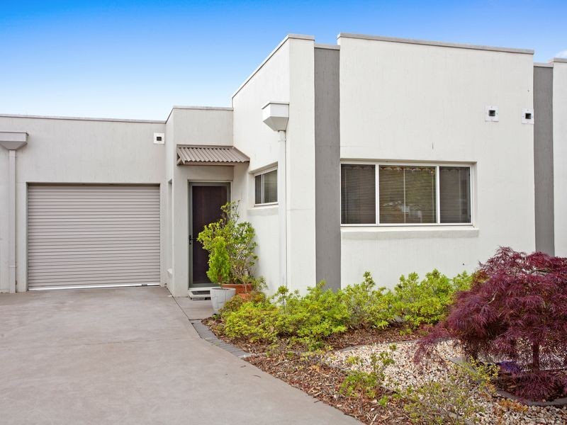 2/31 Tallara Parkway, Narrabundah ACT 2604