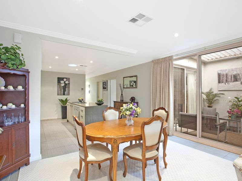 2/31 Tallara Parkway, Narrabundah ACT 2604