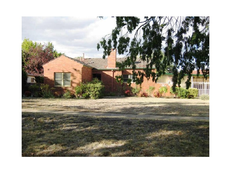 12 Frome Street, Narrabundah ACT 2604