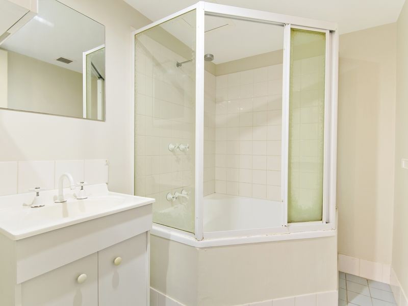 52/53 McMillan Crescent, Griffith ACT 2603