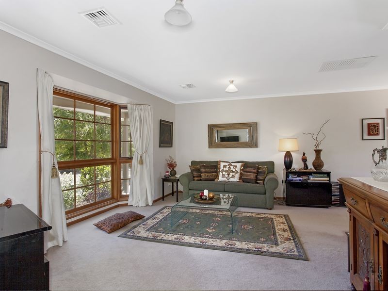 13 Groveland Crescent, Isabella Plains ACT 2905