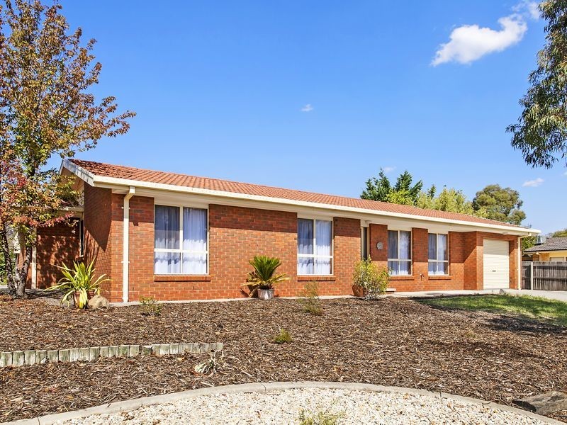 4 Richardson Circuit, Conder ACT 2906