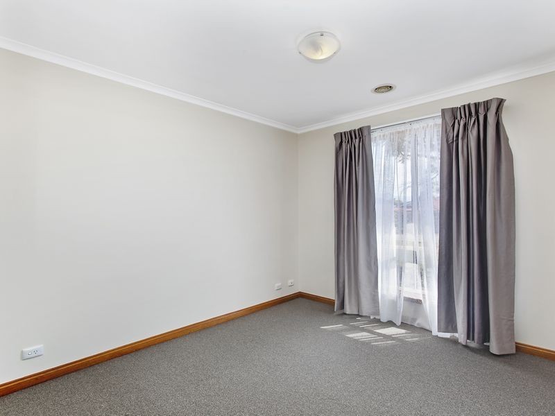 4 Richardson Circuit, Conder ACT 2906