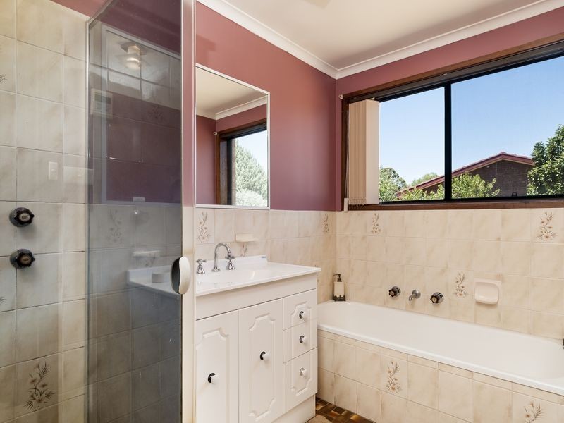 1 Rylah Crescent, Wanniassa ACT 2903
