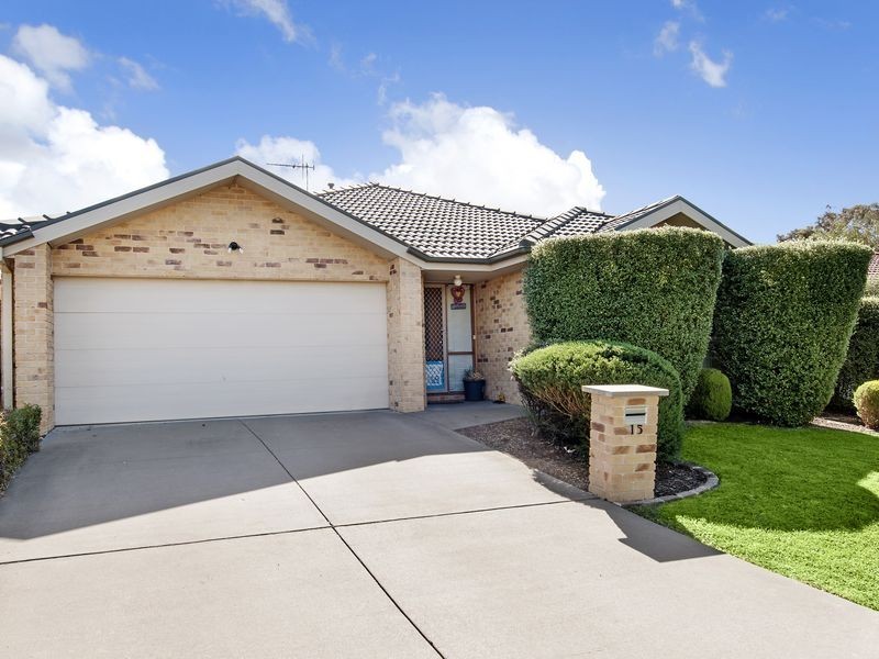 15 Cantamessa Ave, Gungahlin ACT 2912
