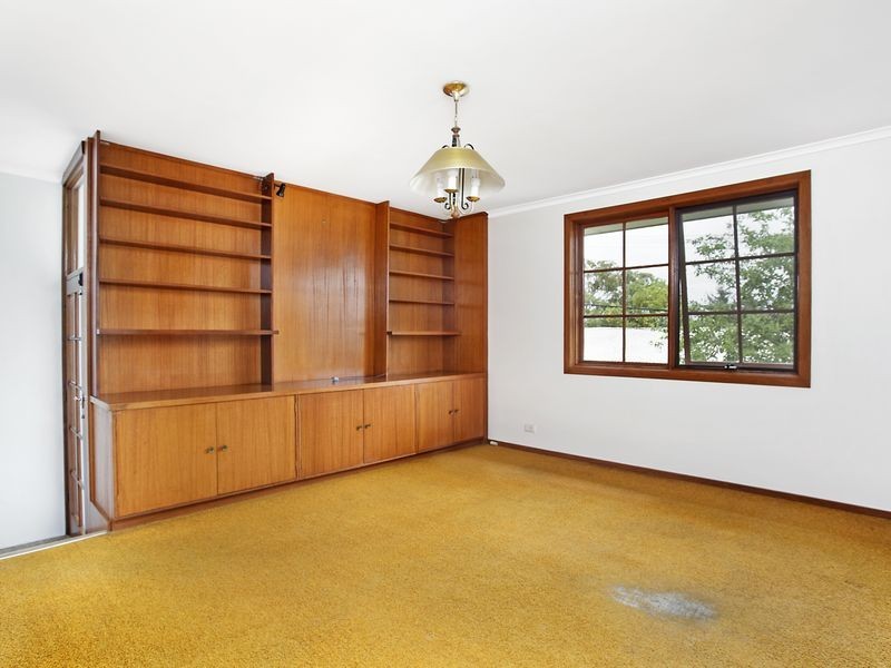 12 Beauchamp Street, Deakin ACT 2600
