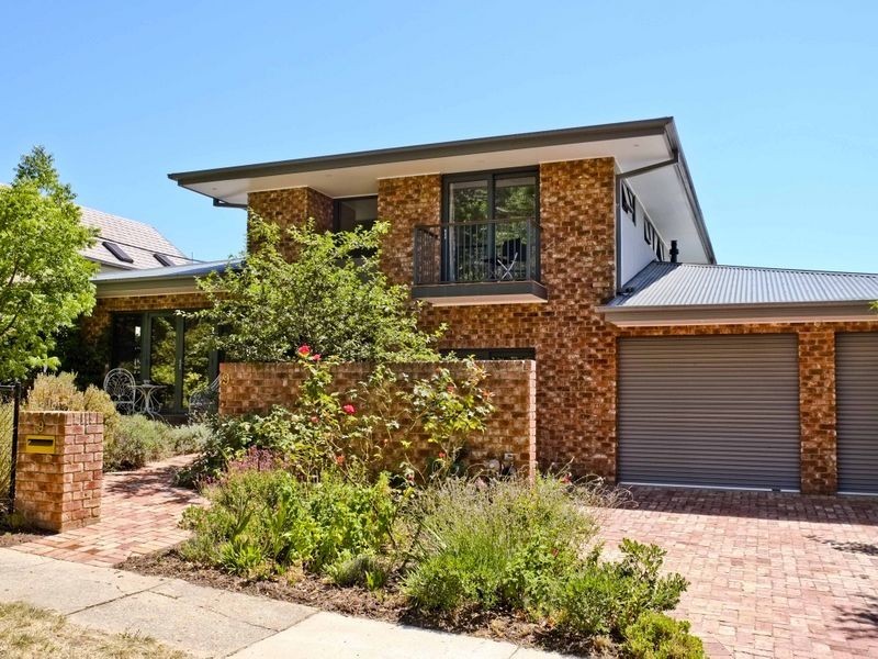9 Schlich Street, Yarralumla ACT 2600