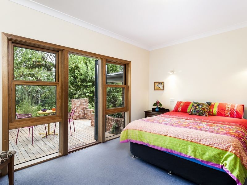 9 Schlich Street, Yarralumla ACT 2600