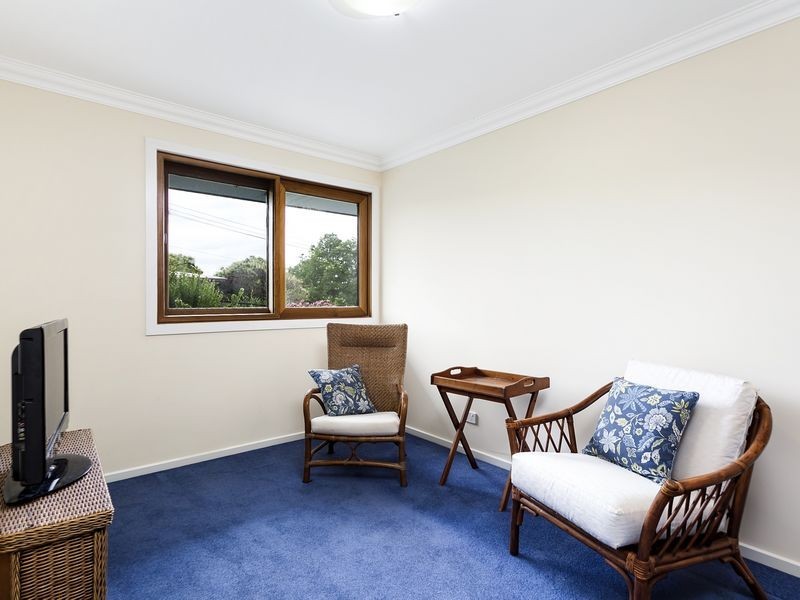 9 Schlich Street, Yarralumla ACT 2600