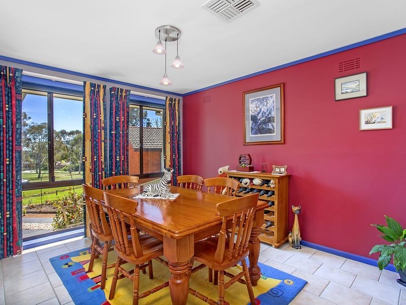 16 Draper Crescent, Higgins ACT 2615