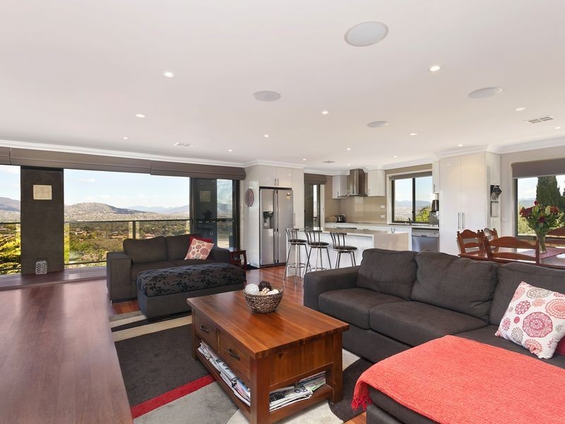 418 Bugden Avenue, Fadden ACT 2904