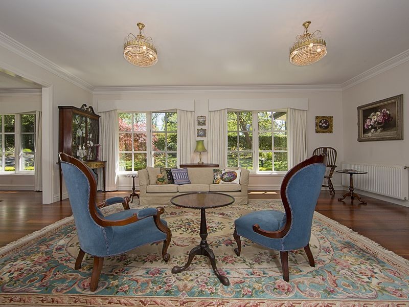 6 Tennyson Crescent, Forrest ACT 2603