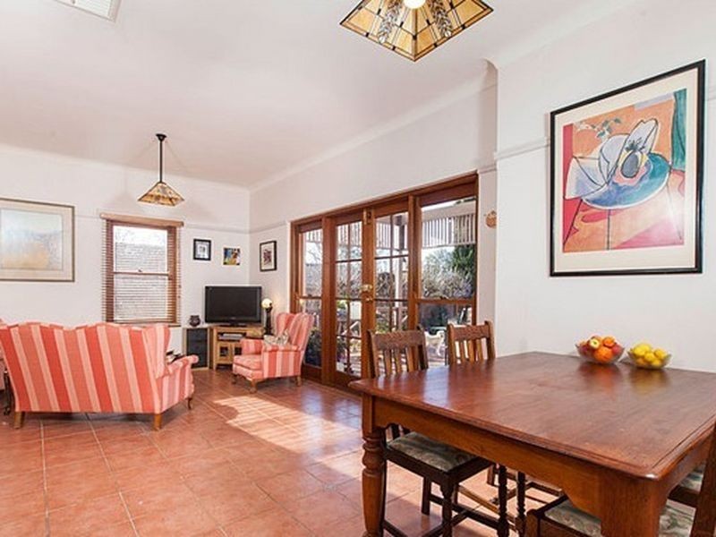 11 Hovell Street, Griffith ACT 2603