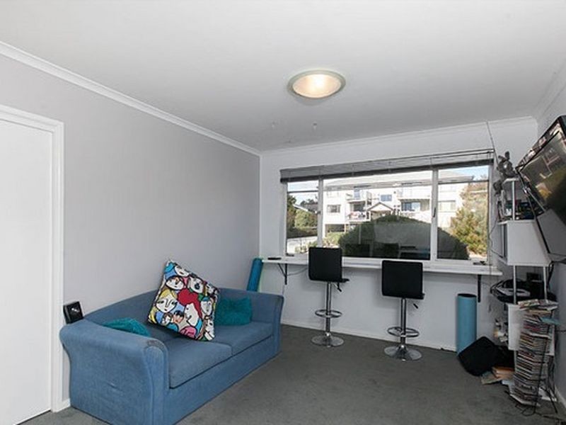 2/4 Nuyts Street, Red Hill ACT 2603