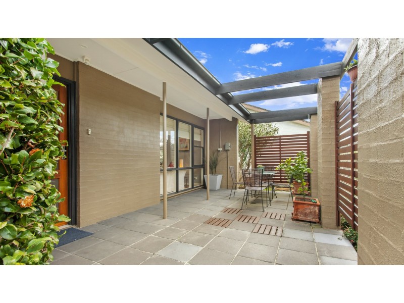 20 Poynton Street, Hughes ACT 2605