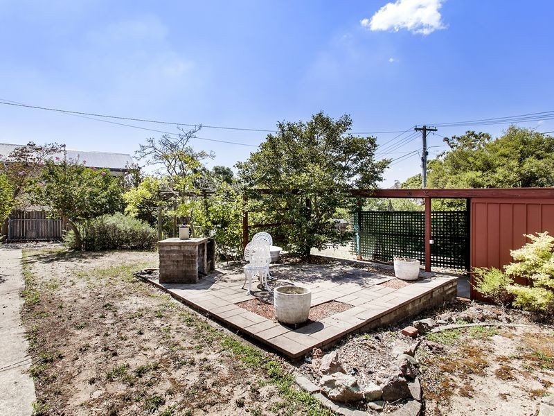 8 Whitham Street, Pearce ACT 2607