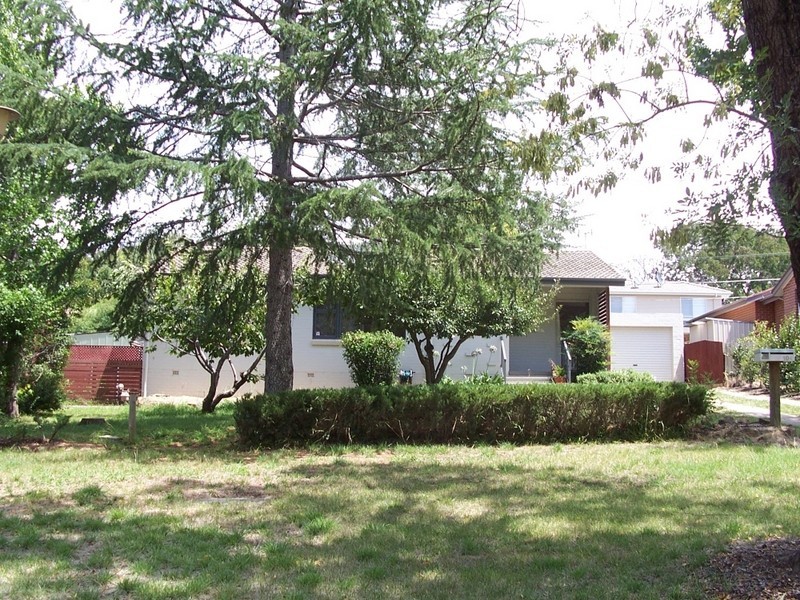 104 Caley Crescent, Narrabundah ACT 2604