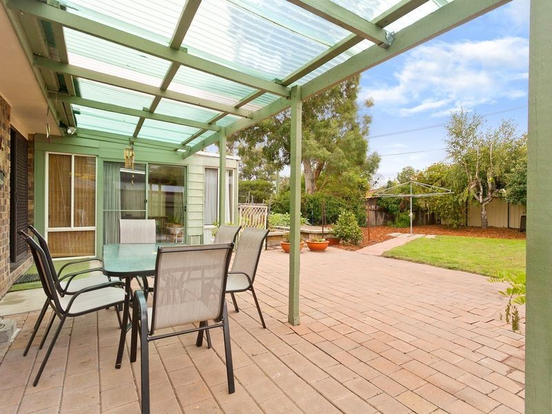 33 Fullerton Crescent, Richardson ACT 2905