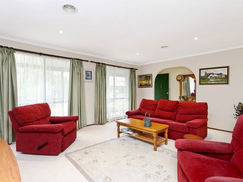 33 Fullerton Crescent, Richardson ACT 2905