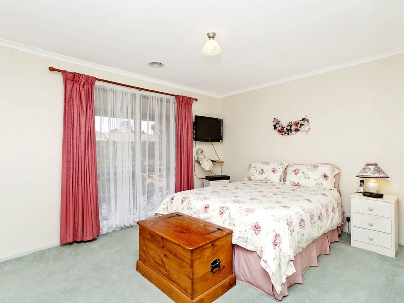33 Fullerton Crescent, Richardson ACT 2905