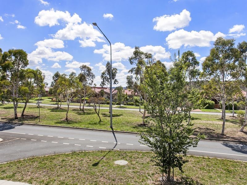 226 Anthony Rolfe Avenue, Gungahlin ACT 2912