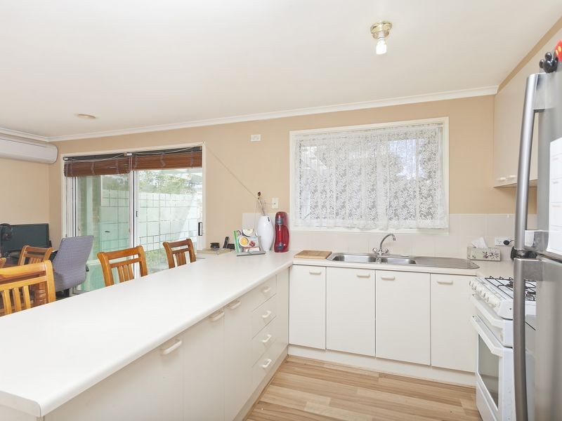 26 House Circuit, Banks ACT 2906