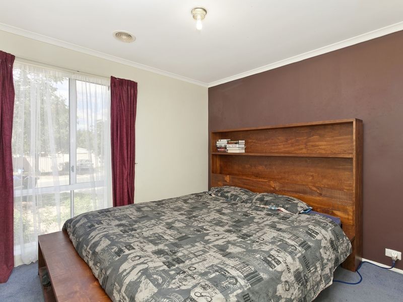 26 House Circuit, Banks ACT 2906