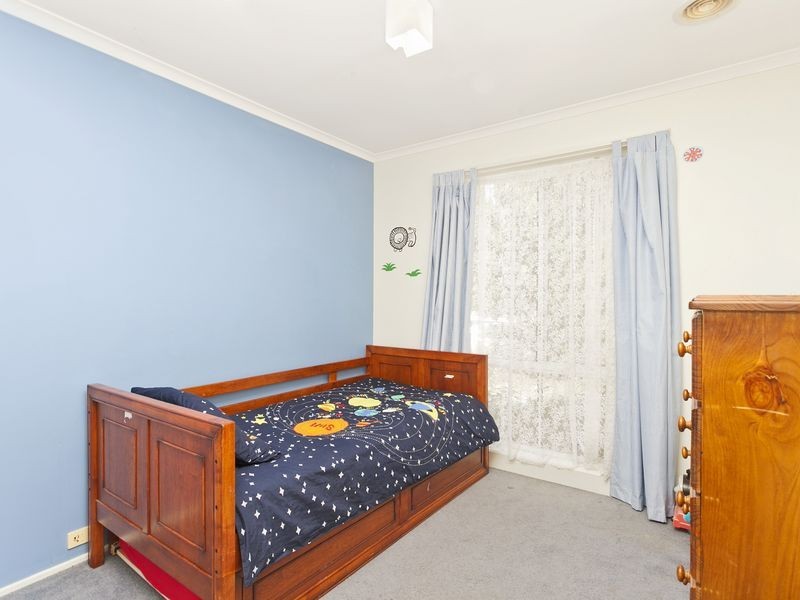 26 House Circuit, Banks ACT 2906