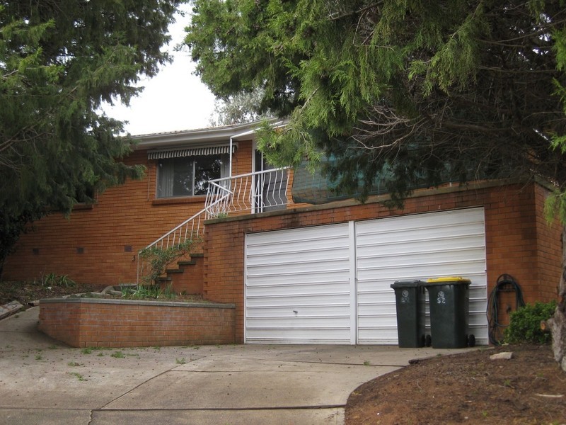 32 Ardlethan Street, Fisher ACT 2611