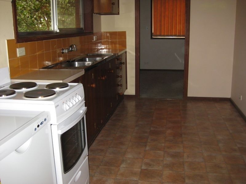 32 Ardlethan Street, Fisher ACT 2611