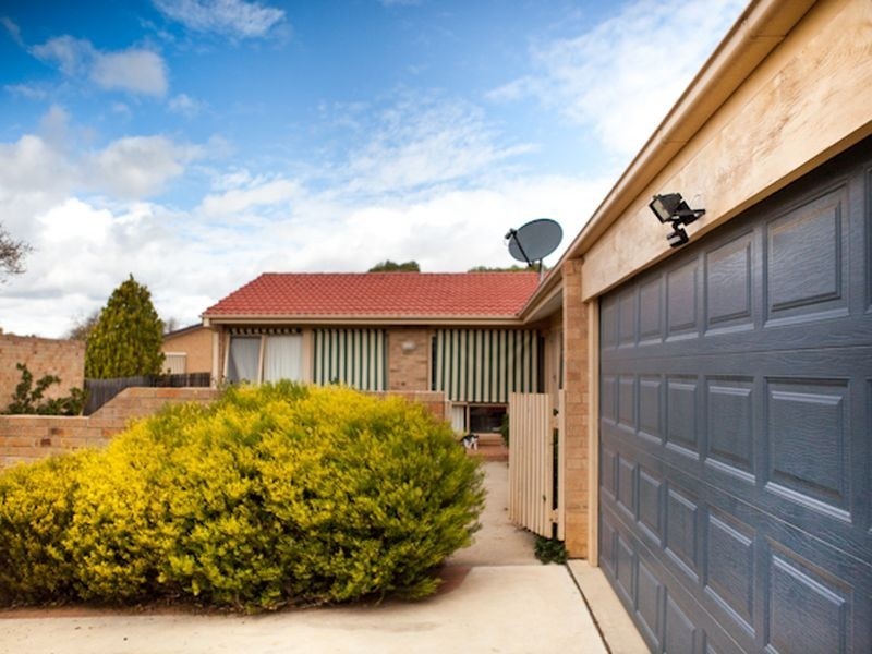 2 Fielder Place, Florey ACT 2615