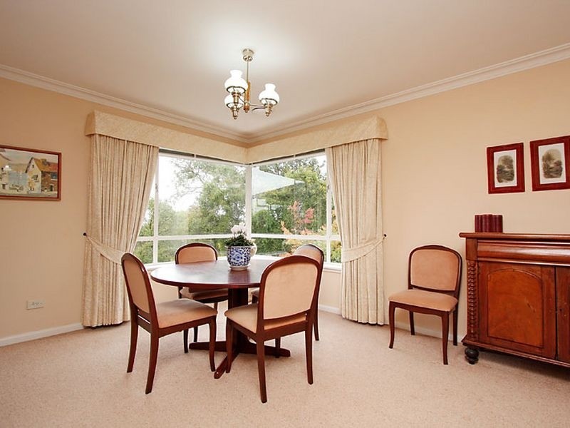 12 Birdwood Street, Hughes ACT 2605