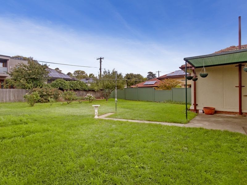 15 Carrington Street, Deakin ACT 2600
