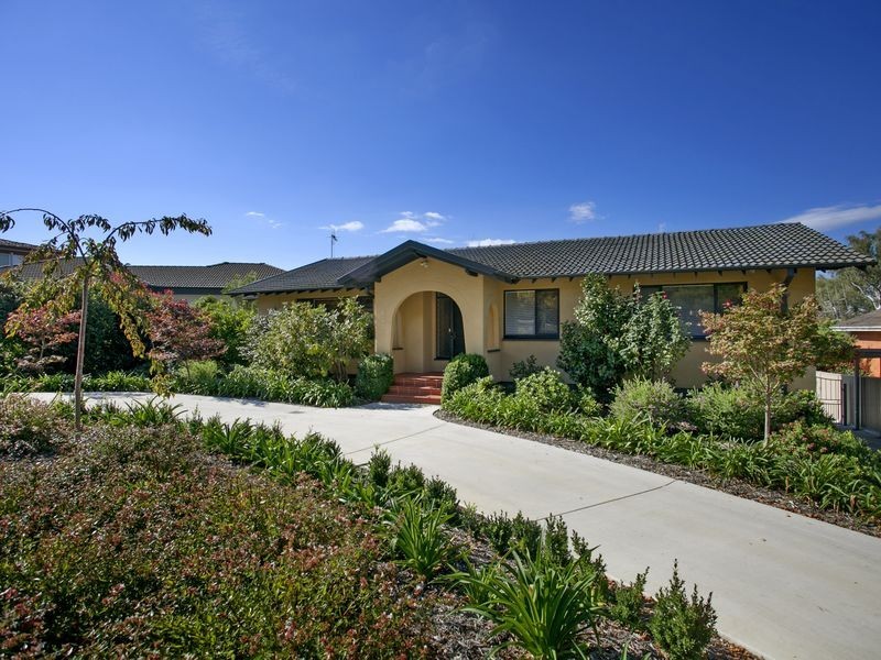 11 Anstey Street, Pearce ACT 2607