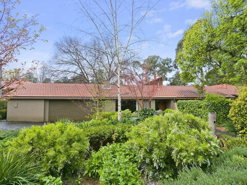 1 Hayes Crescent, Griffith ACT 2603