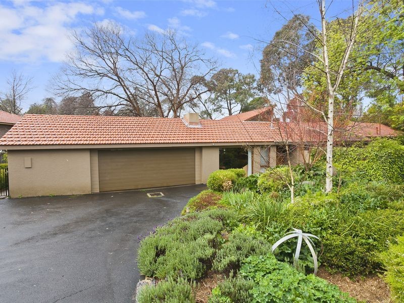 1 Hayes Crescent, Griffith ACT 2603