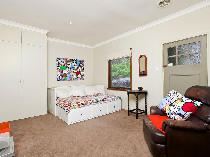 1 Hayes Crescent, Griffith ACT 2603