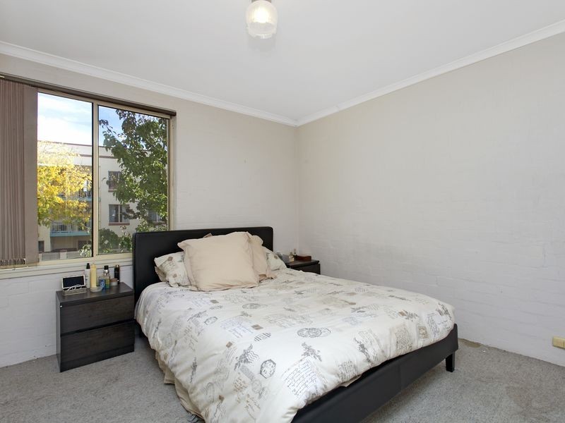 14/2 Antis Street, Phillip ACT 2606