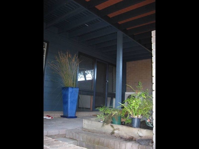 82 Barnet Close, Swinger Hill ACT 2606