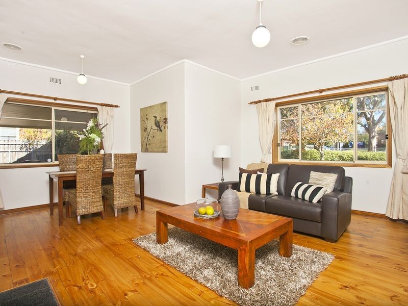 23 McKinlay Street, Narrabundah ACT 2604