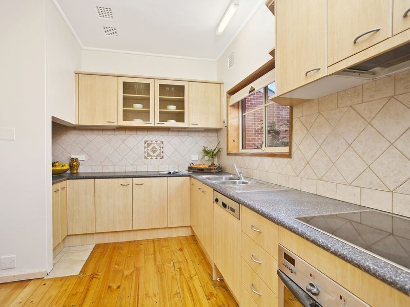 23 McKinlay Street, Narrabundah ACT 2604