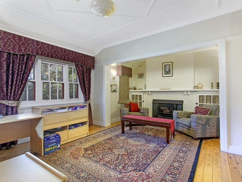 27 Furneaux Street, Forrest ACT 2603