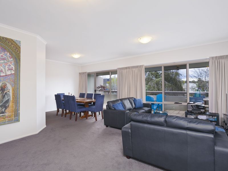 F6/2 Currie Crescent, Griffith ACT 2603